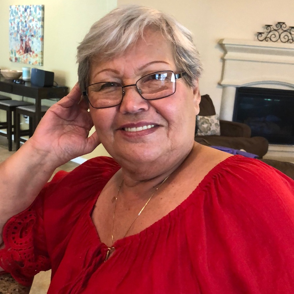 Meet your Posher, Carmen iris